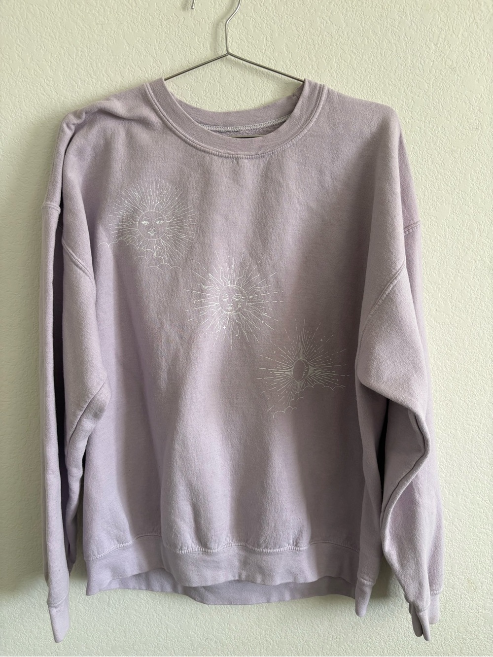 Lavender Sunburst Graphic Crewneck Sweatshirt - Brand: